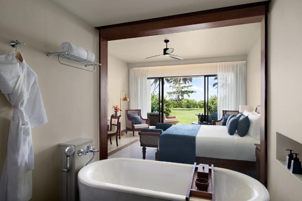 Deluxe Ocean View Room