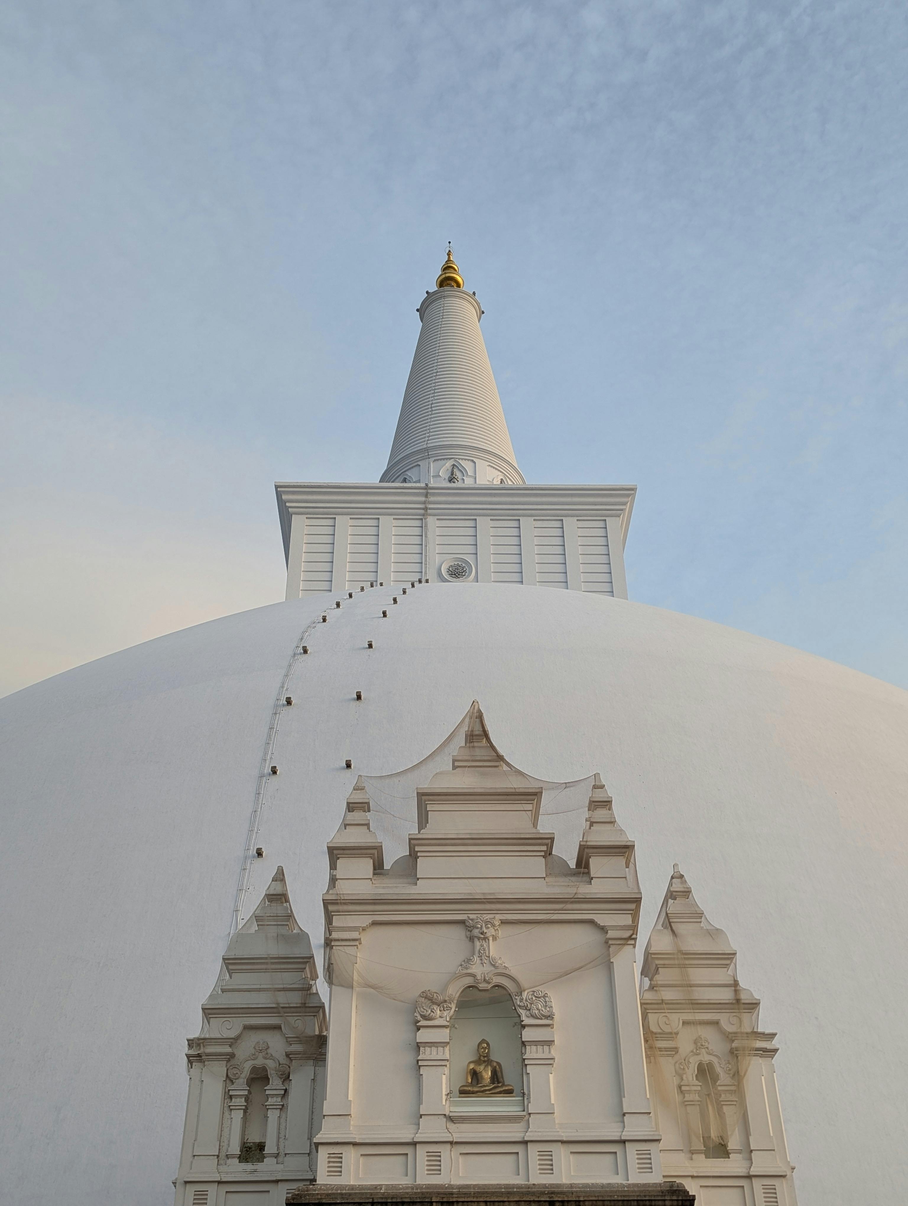 Ruwanwelisaya Dagoba Anuradhapura